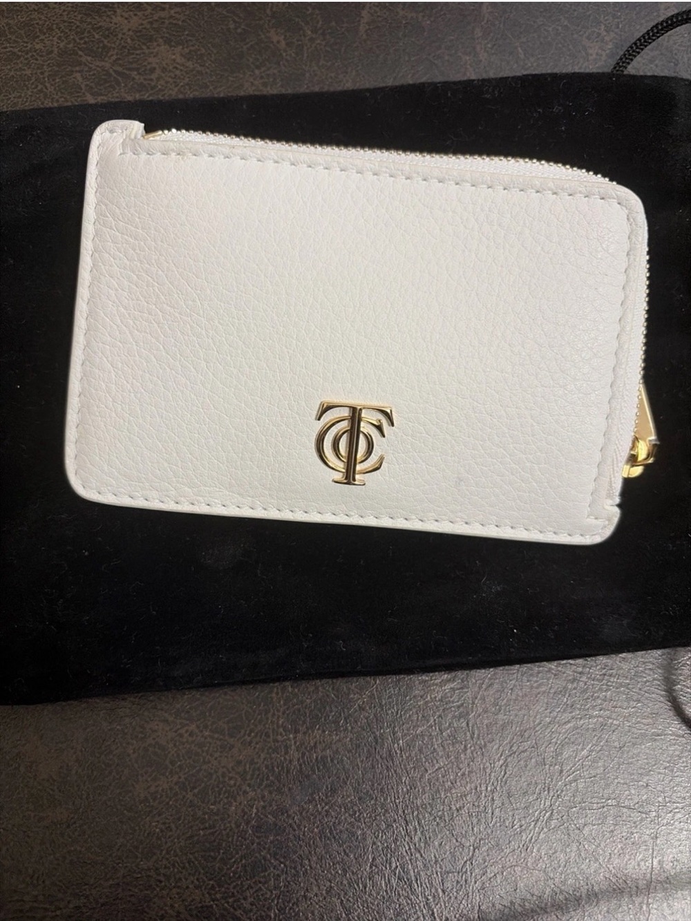 Tiffany & Co  White Leather Zip Card Case